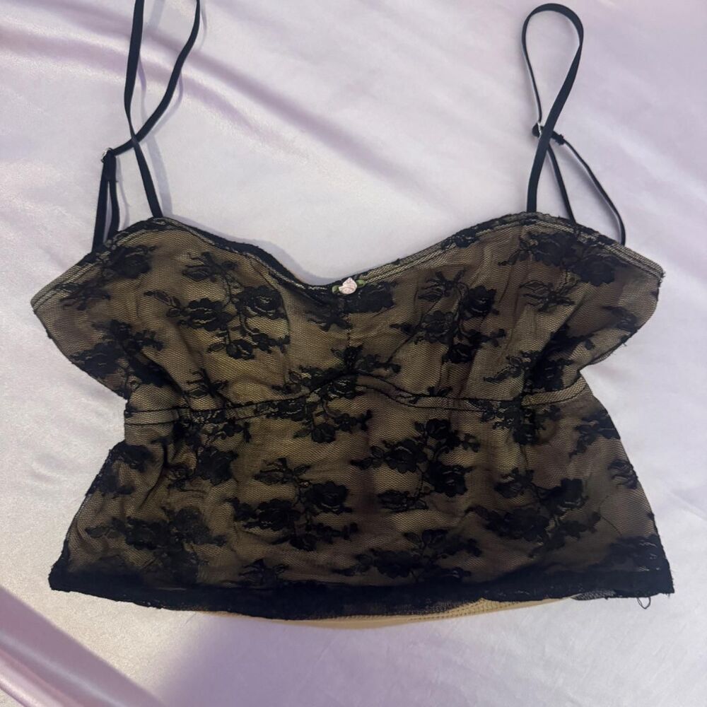 Edikted Women's Black and Tan Vest